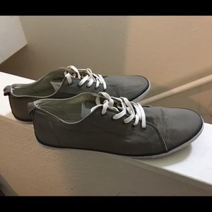 Canvas sneakers
